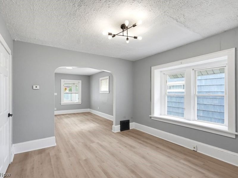 970 Mercer Avenue , Akron, OH 44320 Photo 9