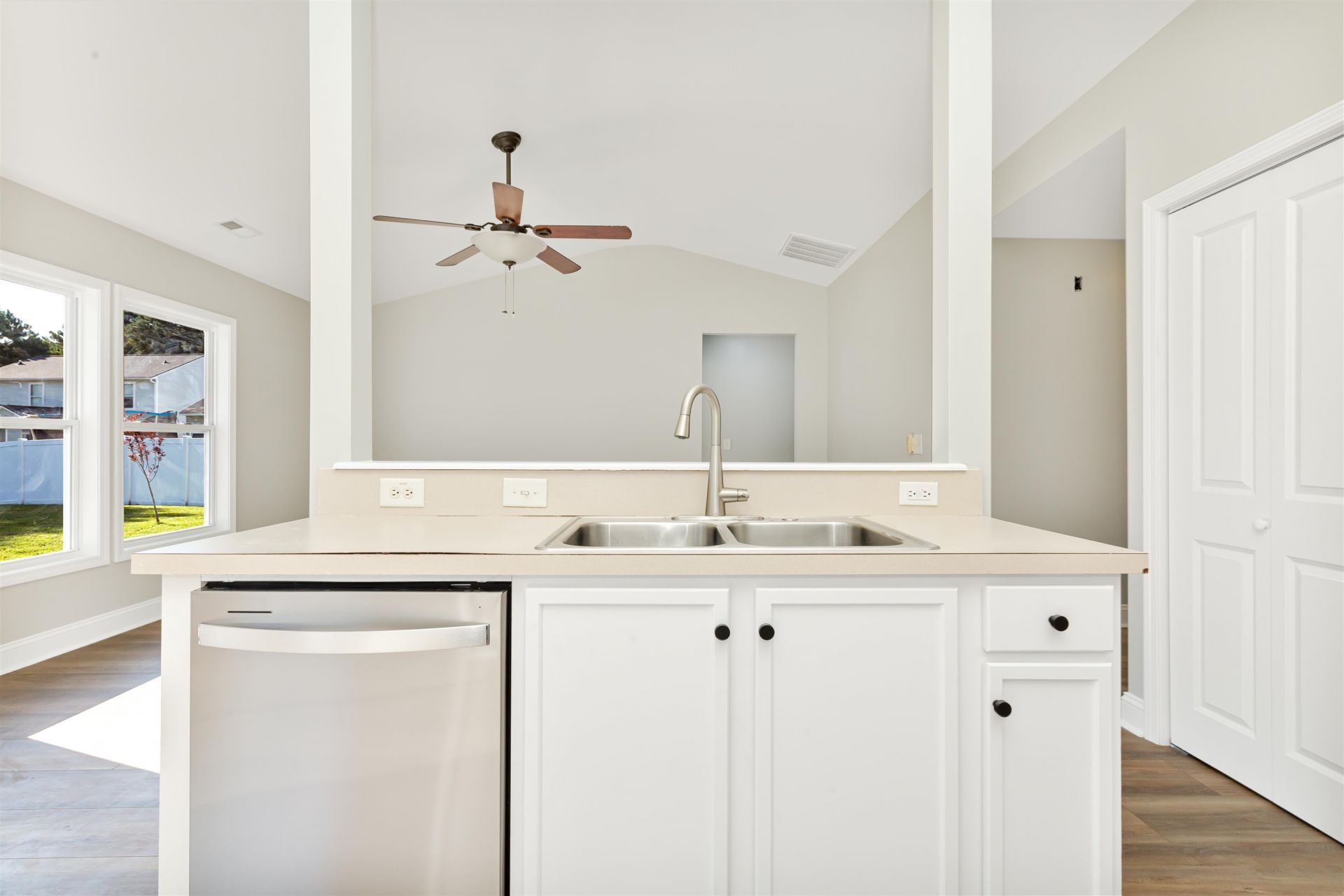 4008 Scarlet Oak Ct. Photo 13