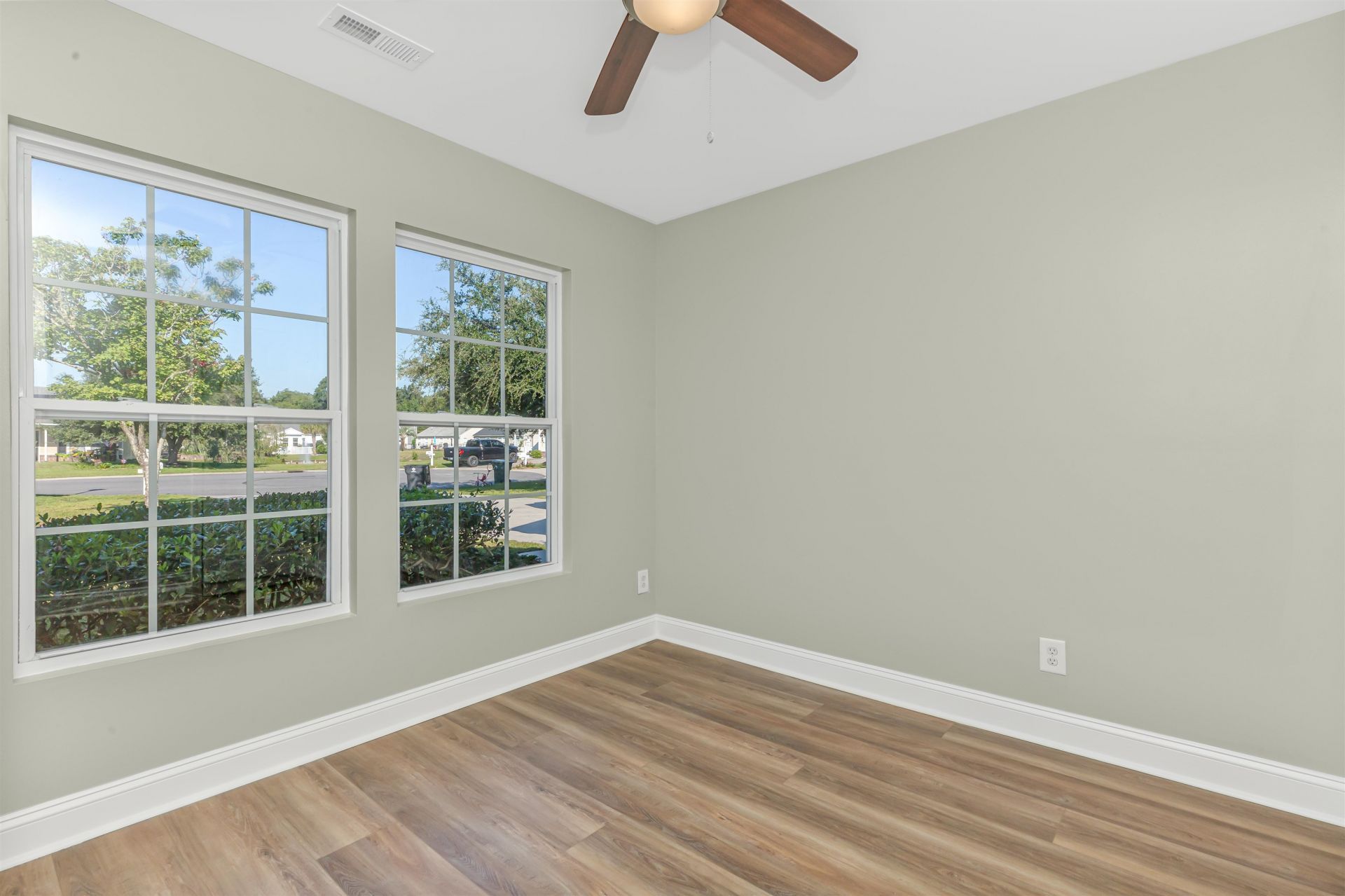 4008 Scarlet Oak Ct. Photo 25