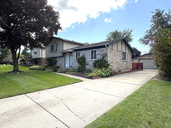 19324 Todd Drive, Clinton Twp, MI 48038