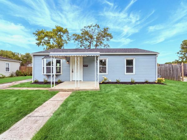 2676 Shelly Drive , Columbus, OH 43207