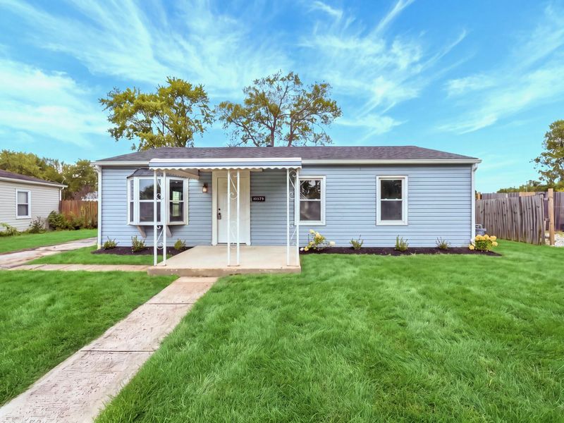 2676 Shelly Drive , Columbus, OH 43207 Photo 1