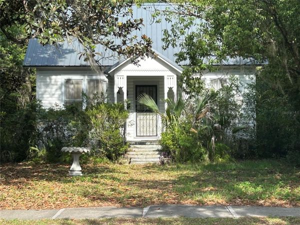 1022 NW 4TH STREET , GAINESVILLE, FL 32601