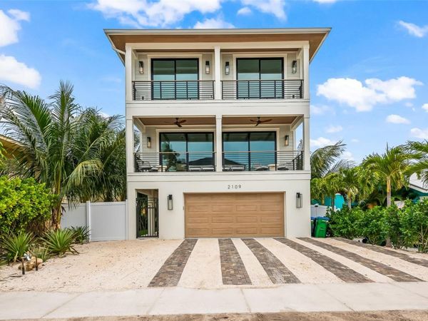 2109 AVENUE C , BRADENTON BEACH, FL 34217