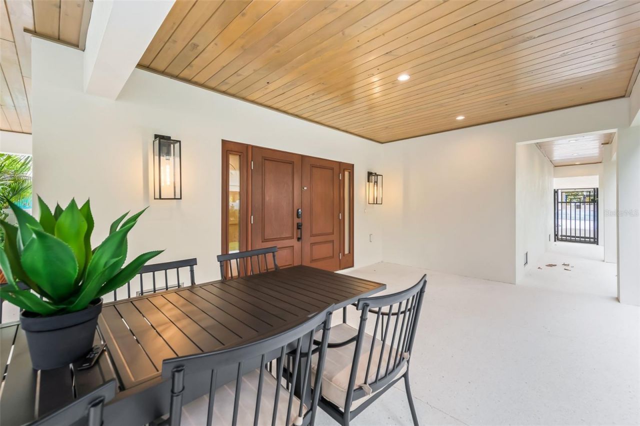 2109 Avenue C, Bradenton Beach, FL 34217 Photo
