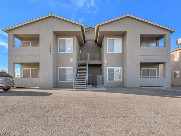 5689 E Lake Mead Boulevard , Unit 4, Las Vegas, NV 89156