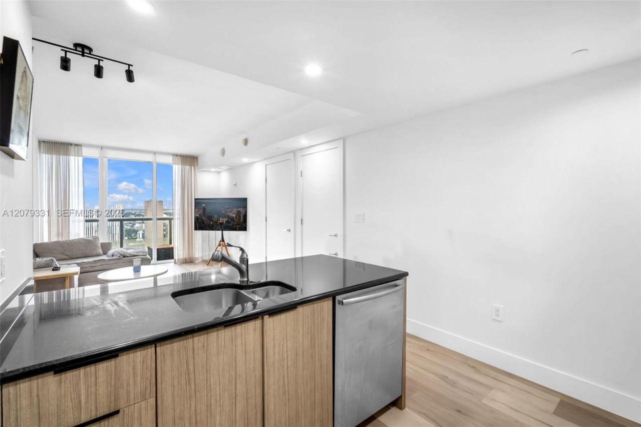 Please Call For Address, Unit 4707, Miami, FL 33132 Photo