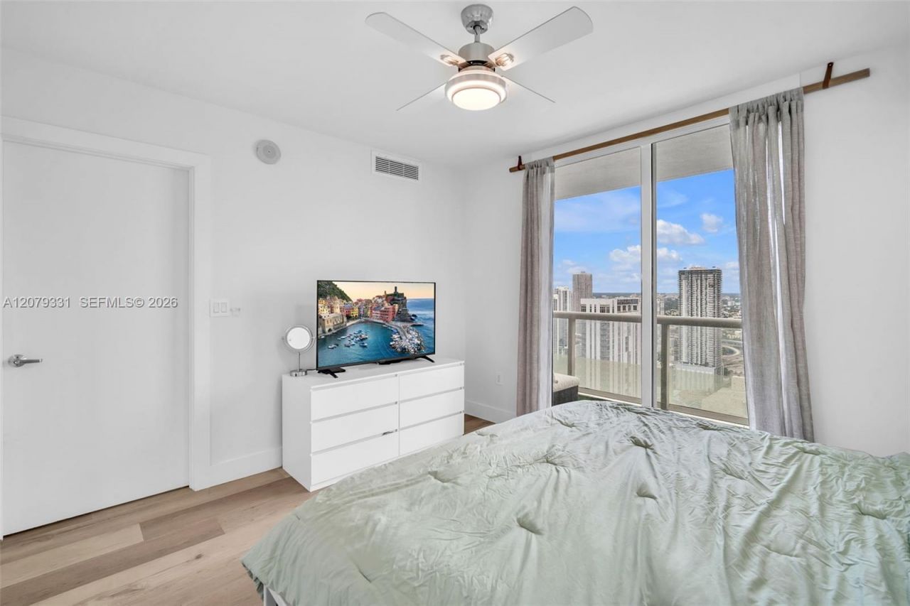 Please Call For Address, Unit 4707, Miami, FL 33132 Photo