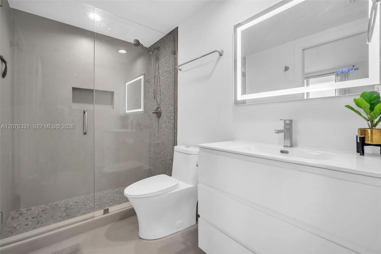 Please Call For Address, Unit 4707, Miami, FL 33132 Photo