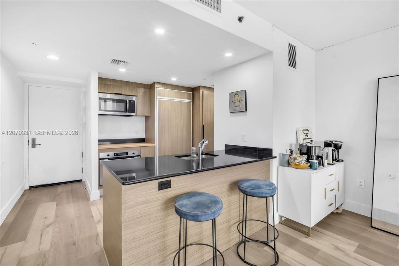Please Call For Address, Unit 4707, Miami, FL 33132 Photo