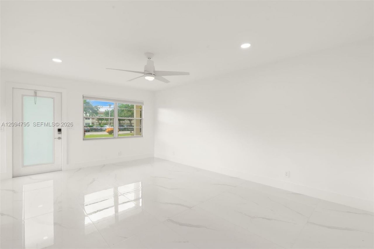 392 Mansfield J, Unit 392, Boca Raton, FL 33434 Photo
