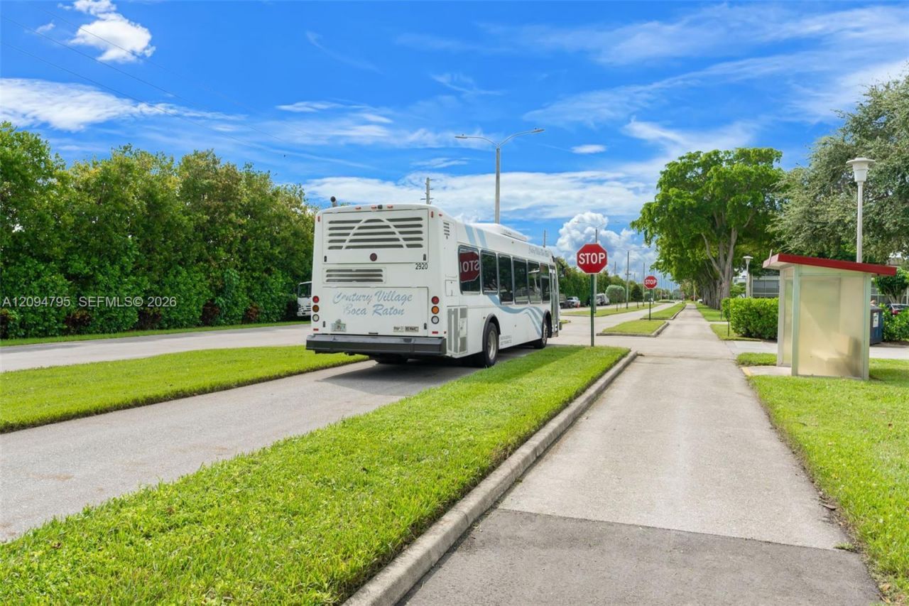 392 Mansfield J, Unit 392, Boca Raton, FL 33434 Photo