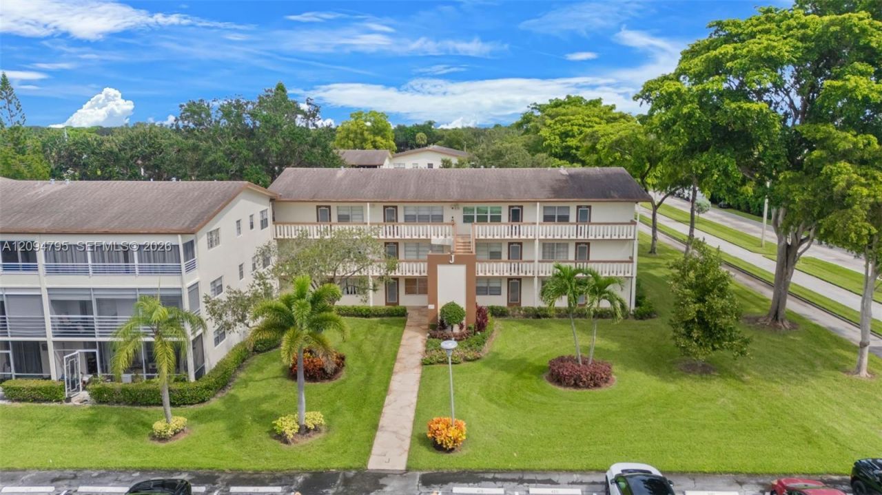 392 Mansfield J, Unit 392, Boca Raton, FL 33434 Photo