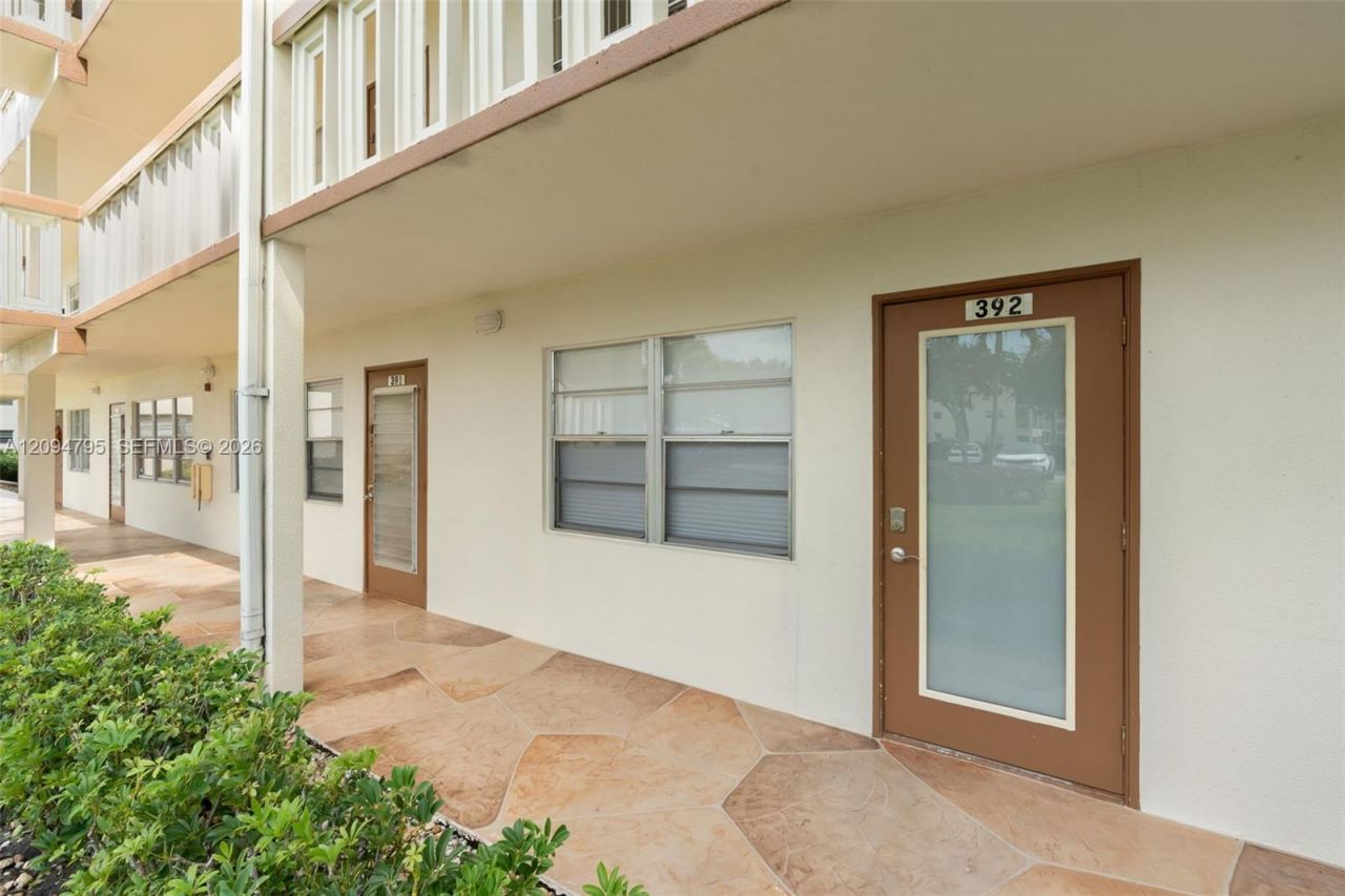 392 Mansfield J, Unit 392, Boca Raton, FL 33434 Photo