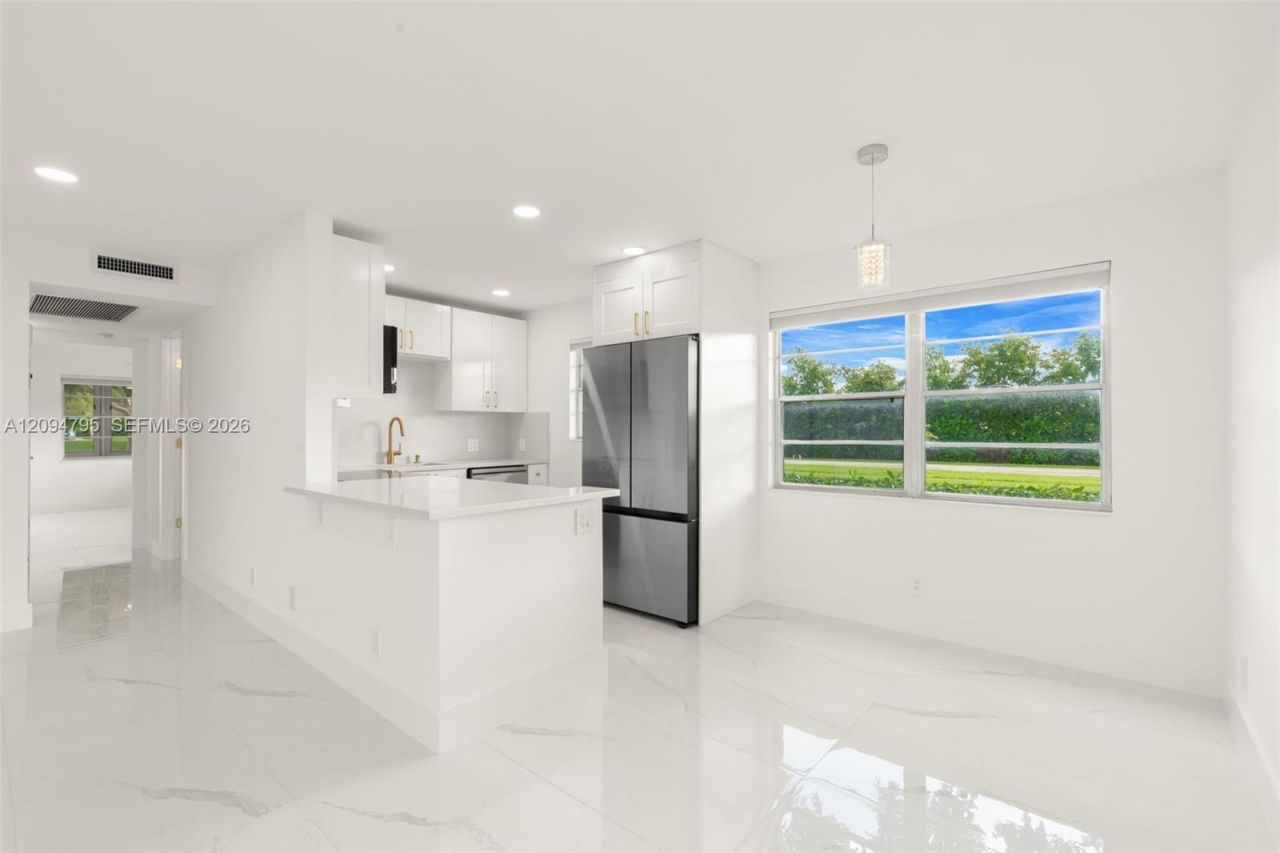 392 Mansfield J, Unit 392, Boca Raton, FL 33434 Photo