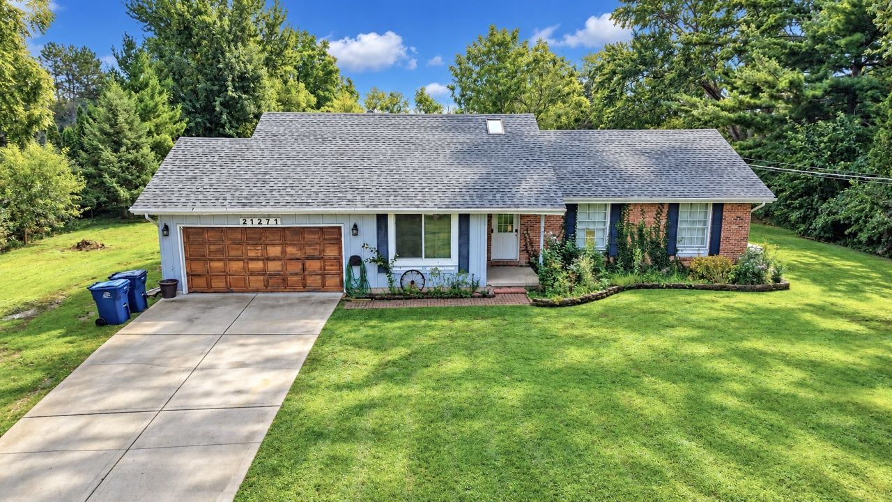 21271 W Park Drive, Lake Villa, IL 60046 Main Photo