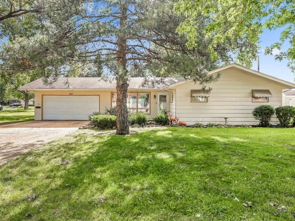 447 Keith Avenue, Crystal Lake, IL 60014