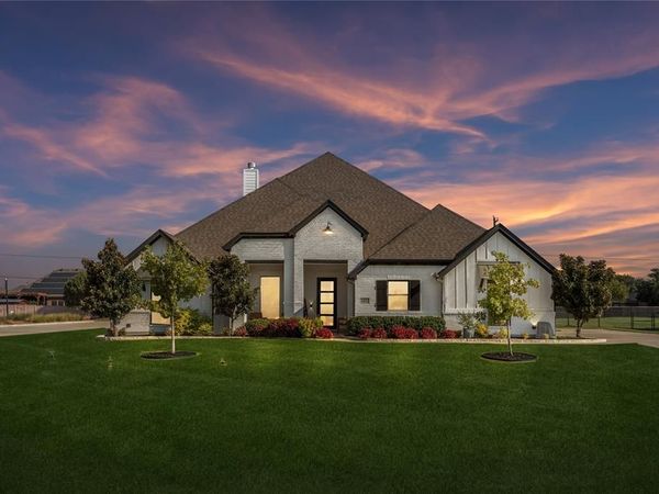 1402 Oliver Creek Lane, Justin, TX 76247