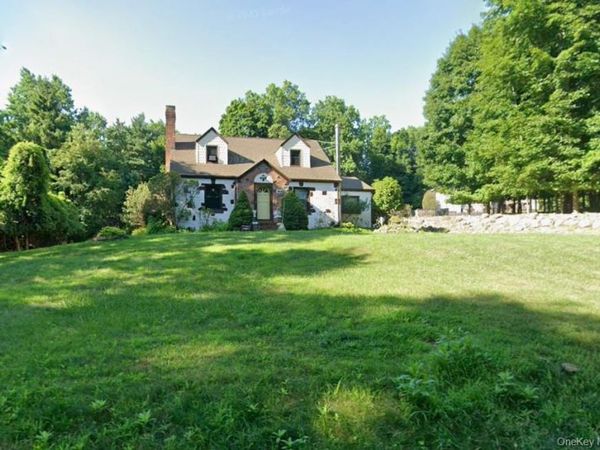 99 Smith Hill Road , Airmont, NY 10952