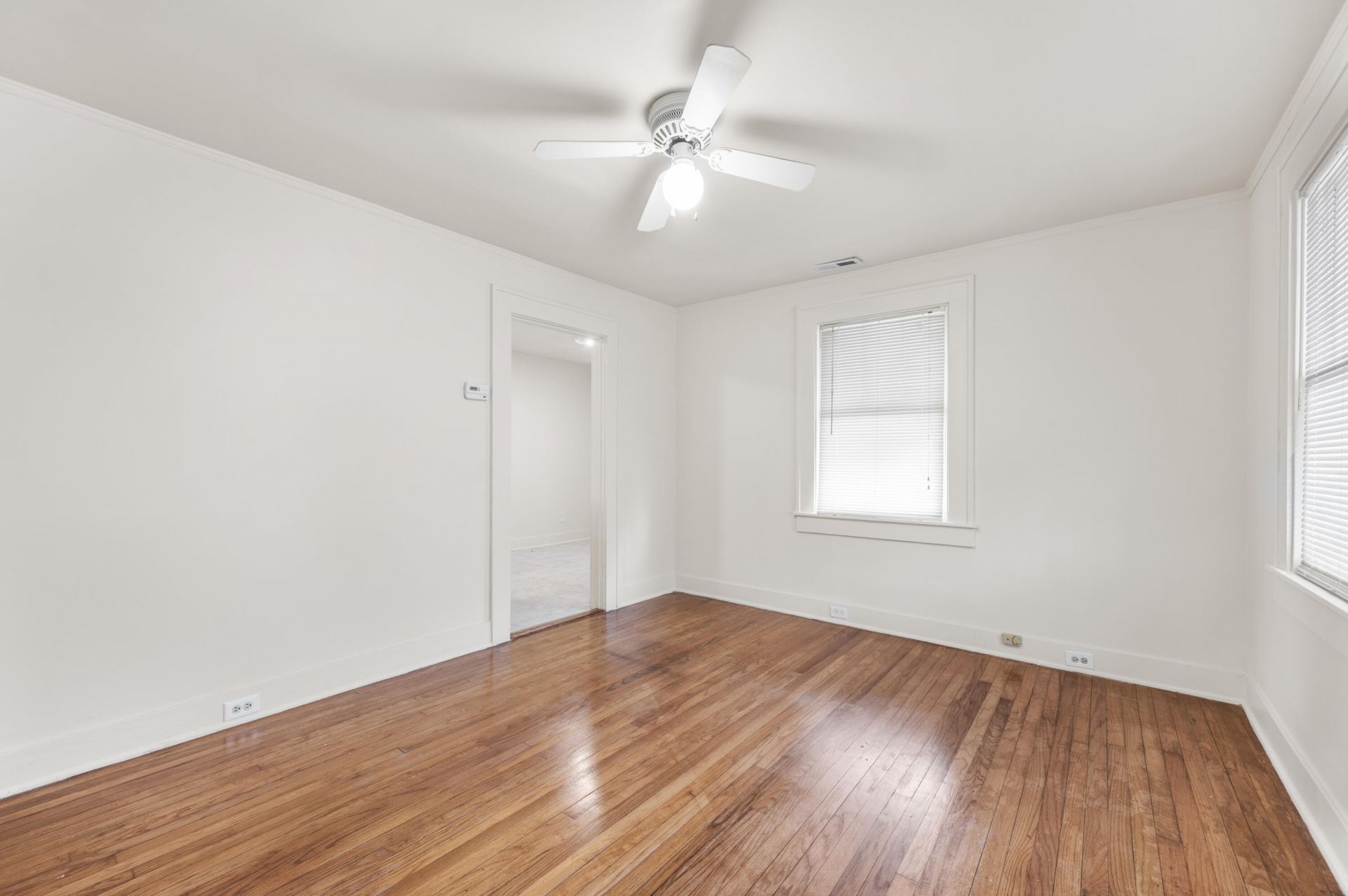 2144 Banyan Street Photo 11