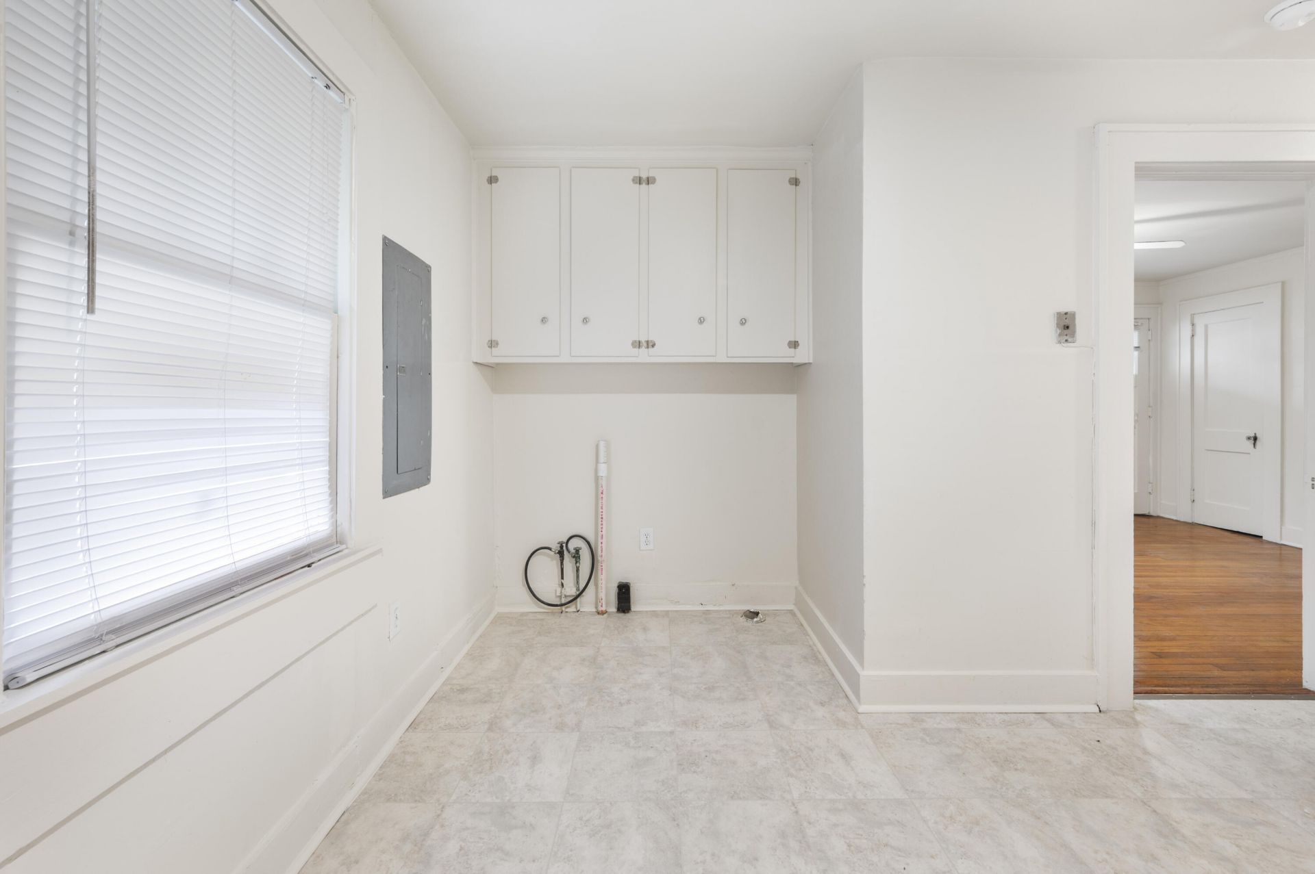 2144 Banyan Street Photo 13