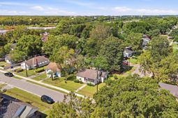 2144 Banyan Street photo 4