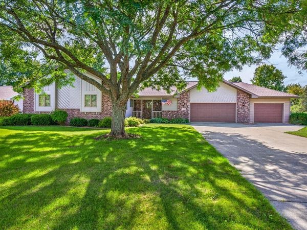 W6561 CEDAR LANE, Greenville, WI 54913