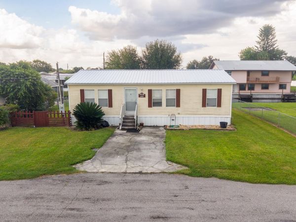 1057 BLUE HERON Lane, Moore Haven, FL 33471