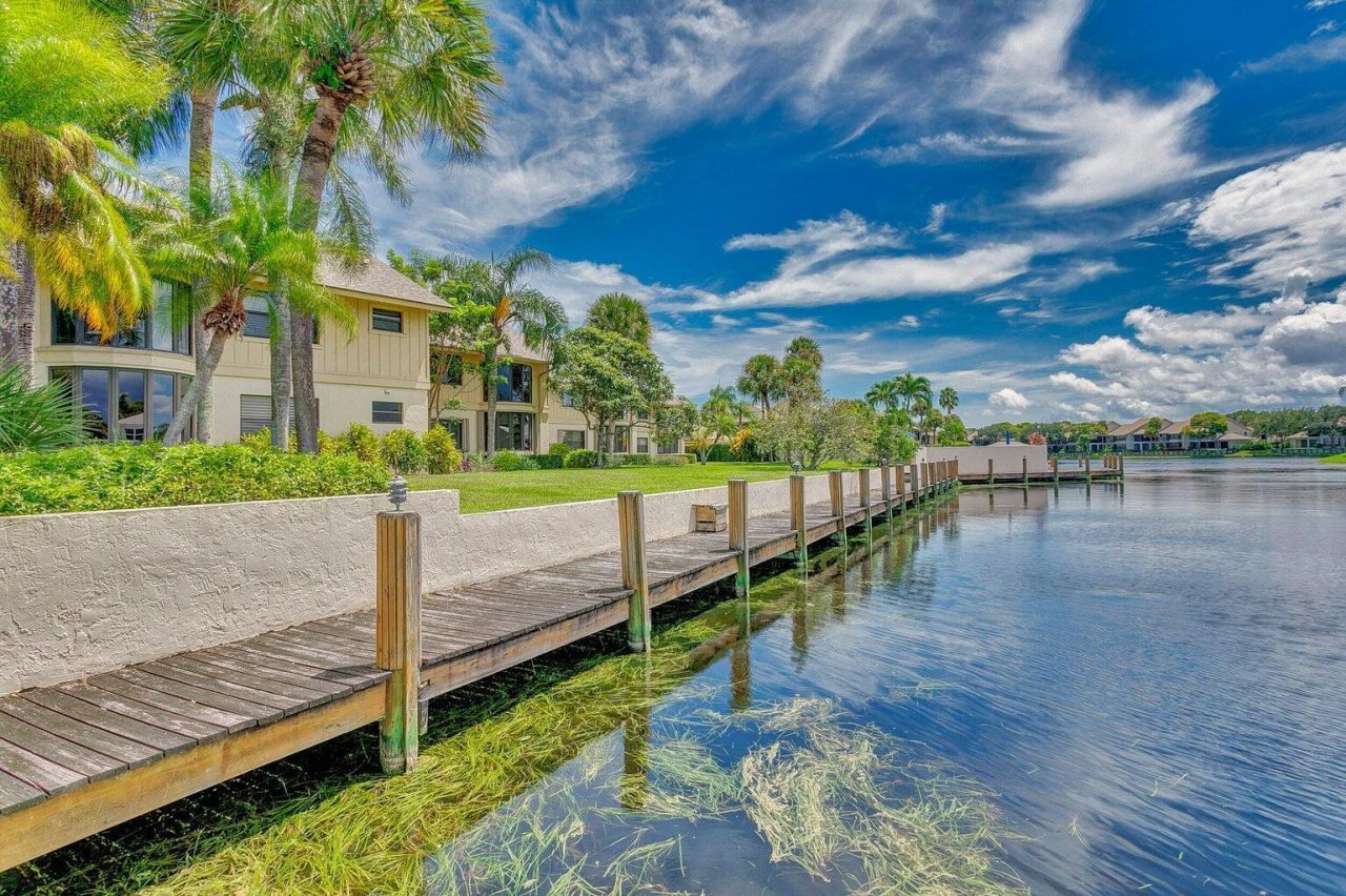 17053 Waterbend Drive, Jupiter, FL 33477 Photo