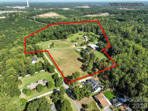 11125 Forest Lake Lane , Huntersville, NC 28078