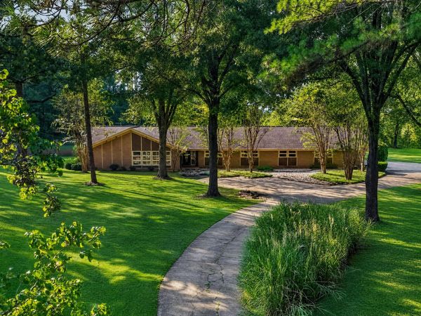1332 Hwy 15 S, Woodland, MS 39776