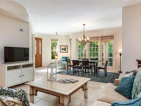 157 Colonade CIR , Unit 1002, NAPLES, FL 34103