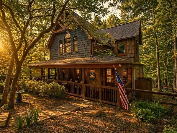 236 Logan Drive, Mineral Bluff, GA 30559