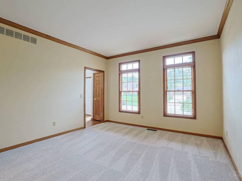 6099 Balsam Drive, Miami Township, OH 45150 Photo 9