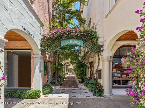 9 Via Parigi, Palm Beach, FL 33480