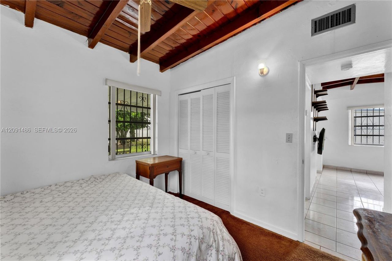 3170 NW 97th St, Miami, FL 33147 Photo