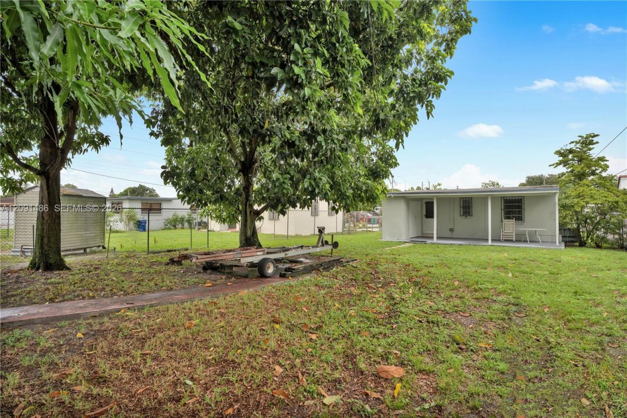3170 NW 97th St, Miami, FL 33147 Photo