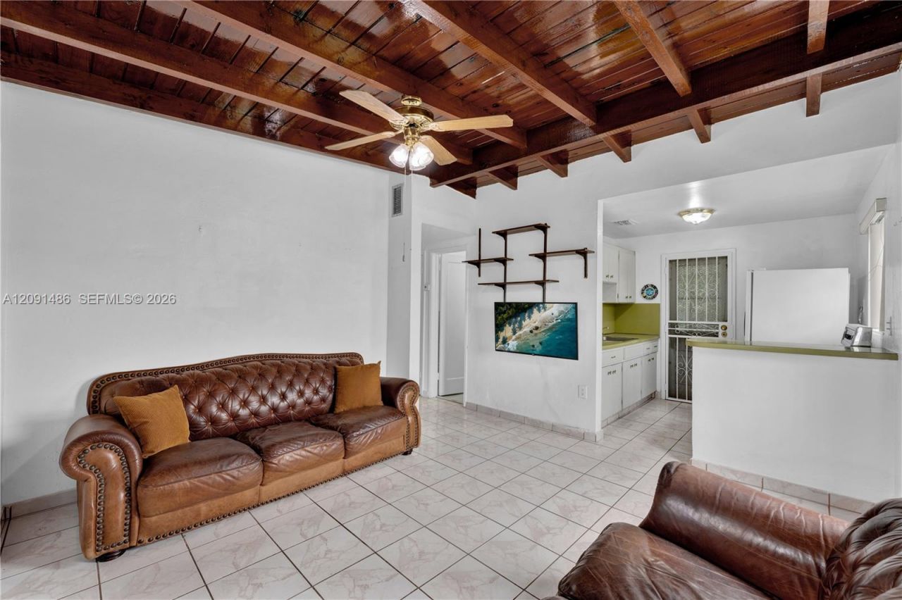 3170 NW 97th St, Miami, FL 33147 Photo