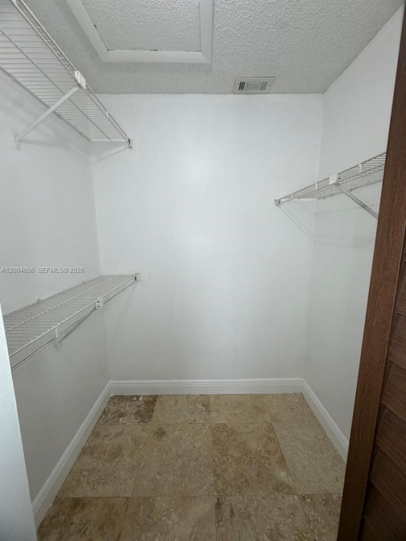 10125 W Sunrise Blvd , Unit 303, Plantation, FL 33322 Photo