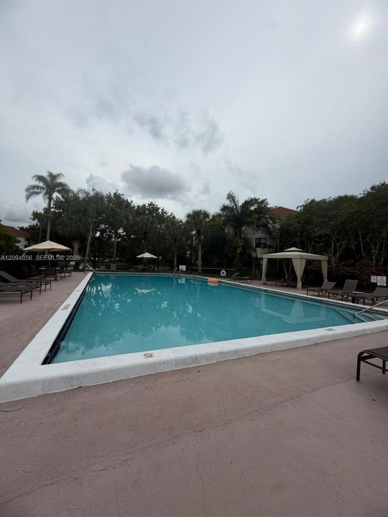 10125 W Sunrise Blvd , Unit 303, Plantation, FL 33322 Photo