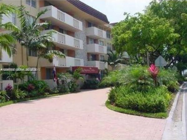 1800 Sans Souci Blvd , Unit 428, North Miami, FL 33181