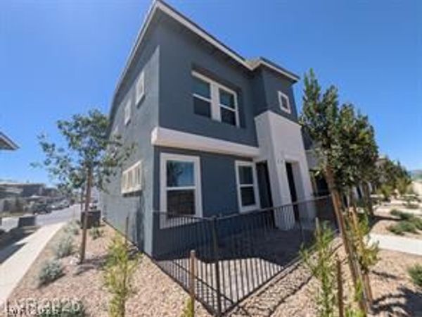 484 Golden Myna Avenue , Henderson, NV 89011