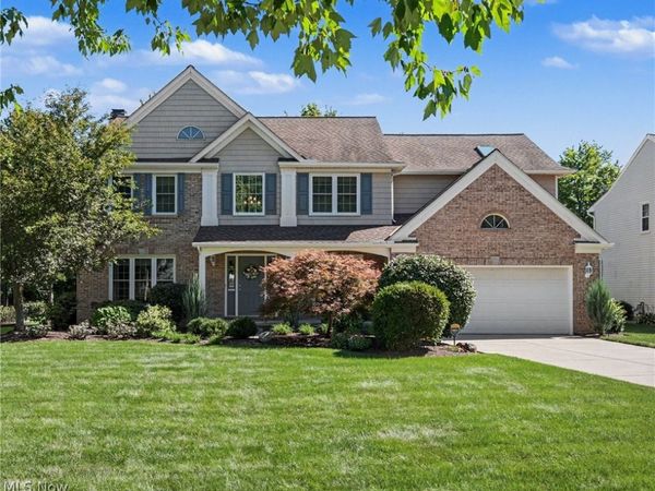 10273 Dayflower Drive, Twinsburg, OH 44087