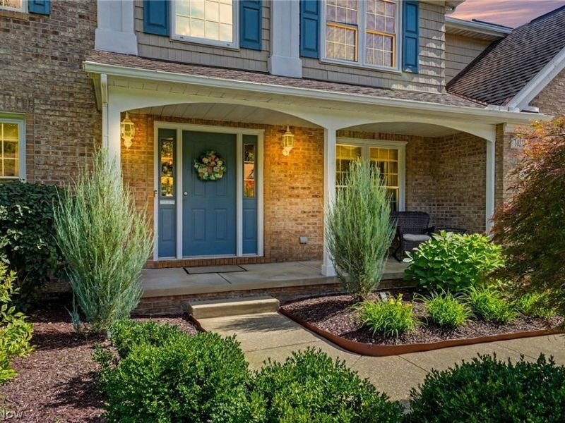10273 Dayflower Drive, Twinsburg, OH 44087 Photo 2