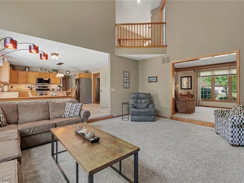 10273 Dayflower Drive, Twinsburg, OH 44087 Photo 4