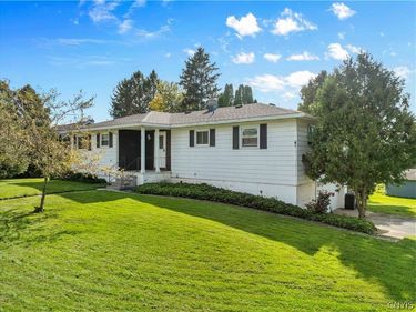 2 Hilltop Road, Fulton, NY 13069