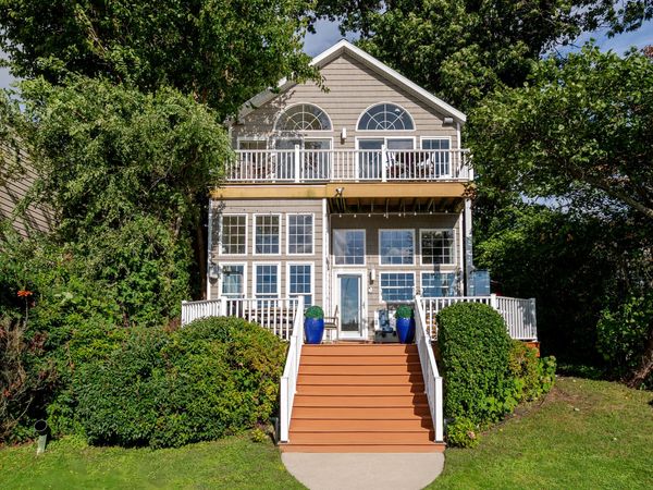 63223 Lakeshore Drive, Dowagiac, MI 49047