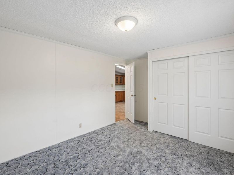 709 Youn-Kin Parkway S, Columbus, OH 43207 Photo 28