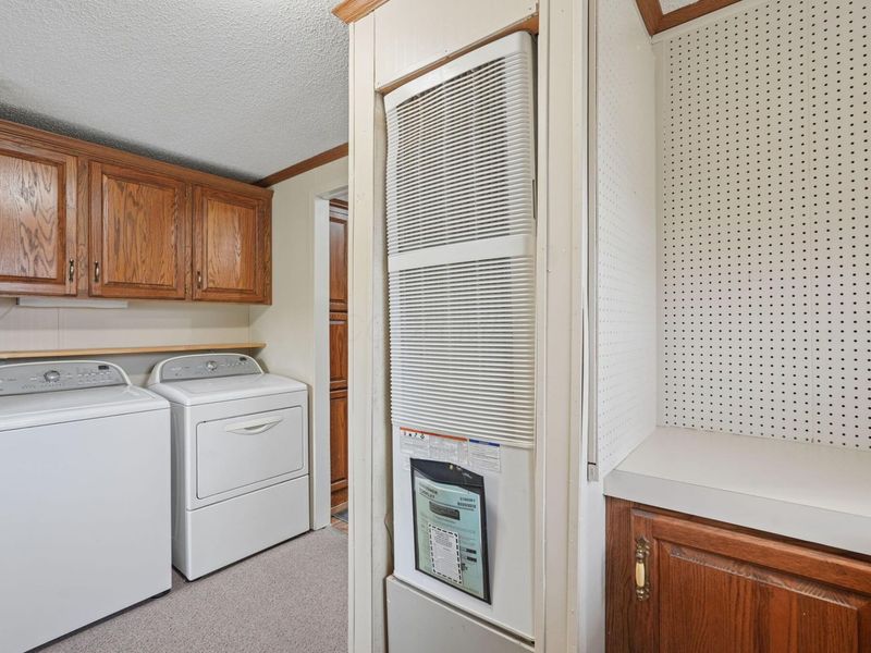 709 Youn-Kin Parkway S, Columbus, OH 43207 Photo 31