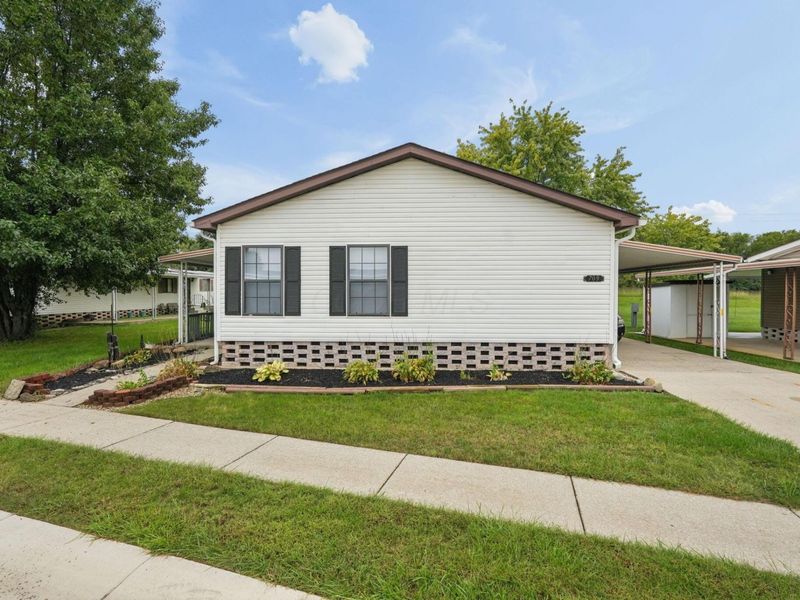 709 Youn-Kin Parkway S, Columbus, OH 43207 Photo 4